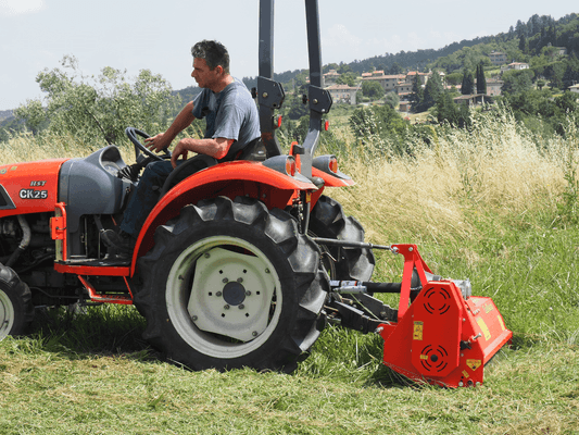 Herbes et entretien - 3 points entretien - Broyeur GINGER 125 C