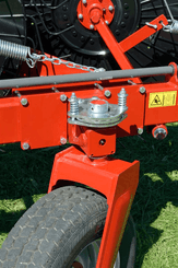 Fenaison - Andaineurs rotatifs - Andaineur SOLEILS MAGNUM EVOLUTION auto-directionnel