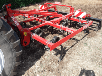 Travail du sol - Déchaumeur à dents - Canadien porté C30 - CL35 - CLR35