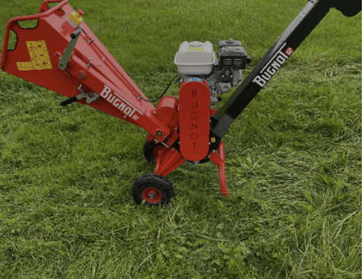 Matériel forestier - Broyeurs de végétaux - Broyeur composteur  LE GLOUTONNET